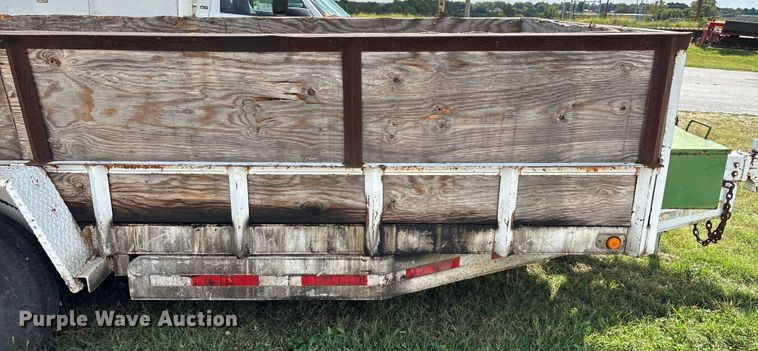image for item EN5618 1998 Kodiak utility trailer