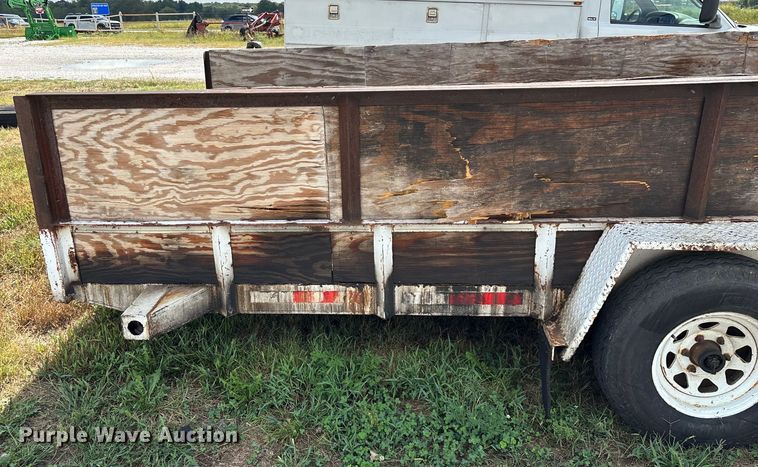 image for item EN5618 1998 Kodiak utility trailer