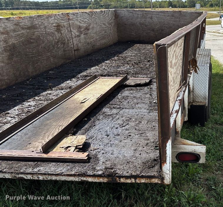 image for item EN5618 1998 Kodiak utility trailer