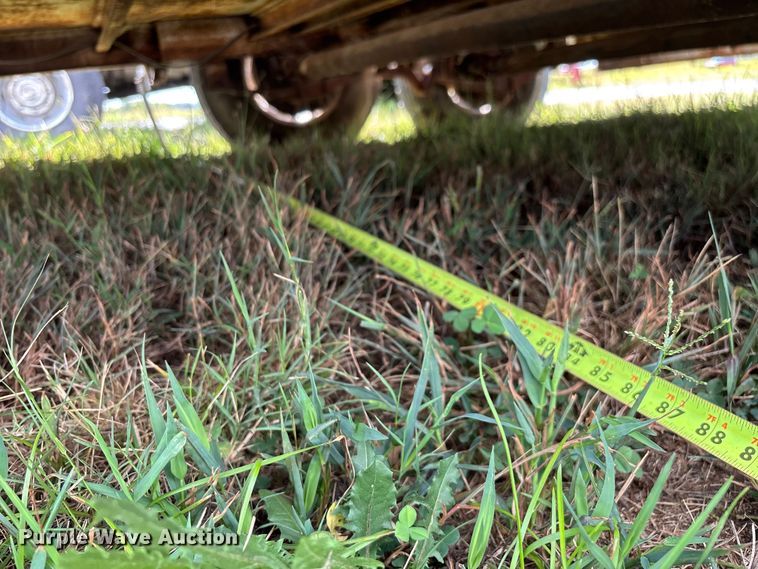 image for item EN5618 1998 Kodiak utility trailer