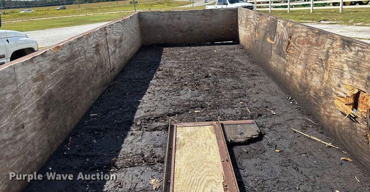 image for item EN5618 1998 Kodiak utility trailer