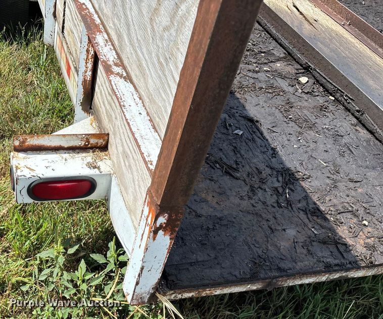image for item EN5618 1998 Kodiak utility trailer