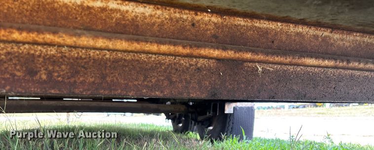 image for item EN5618 1998 Kodiak utility trailer
