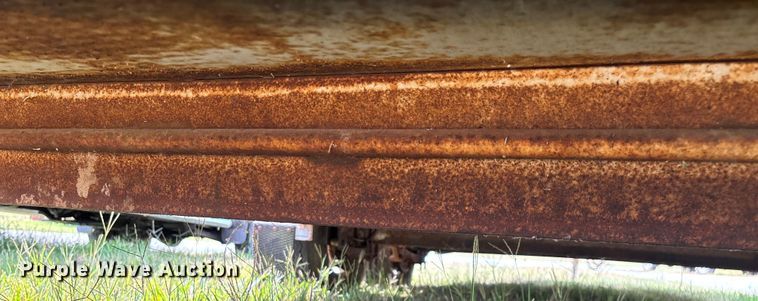 image for item EN5618 1998 Kodiak utility trailer