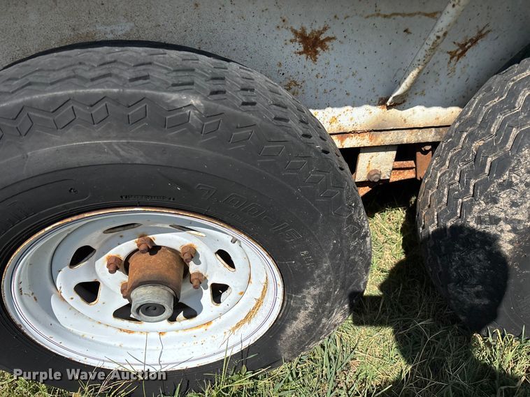 image for item EN5618 1998 Kodiak utility trailer