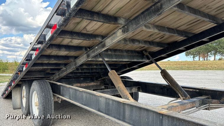 image for item EN5619 2014 PJ tilt deck equipment trailer