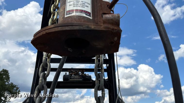 image for item EN5619 2014 PJ tilt deck equipment trailer