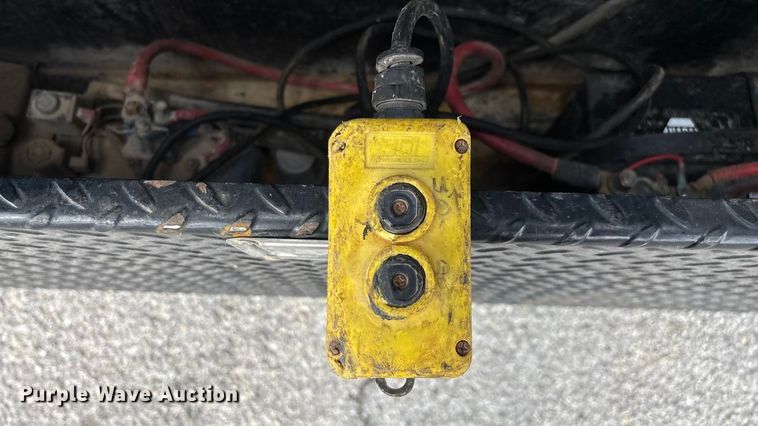 image for item EN5619 2014 PJ tilt deck equipment trailer