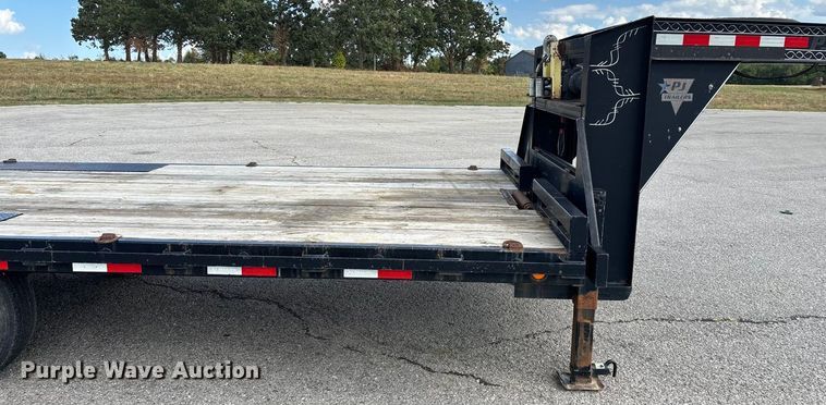 image for item EN5619 2014 PJ tilt deck equipment trailer