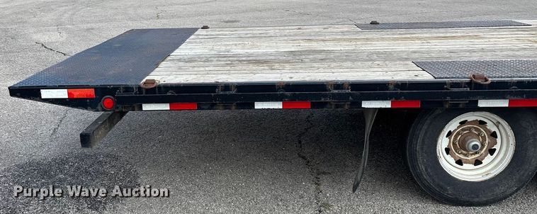 image for item EN5619 2014 PJ tilt deck equipment trailer