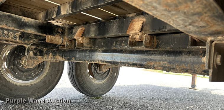 image for item EN5619 2014 PJ tilt deck equipment trailer