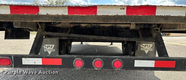 image for item EN5619 2014 PJ tilt deck equipment trailer