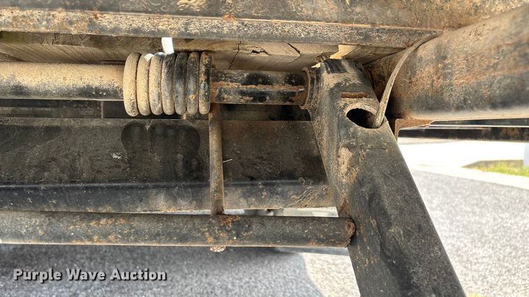 image for item EN5619 2014 PJ tilt deck equipment trailer