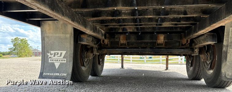 image for item EN5619 2014 PJ tilt deck equipment trailer