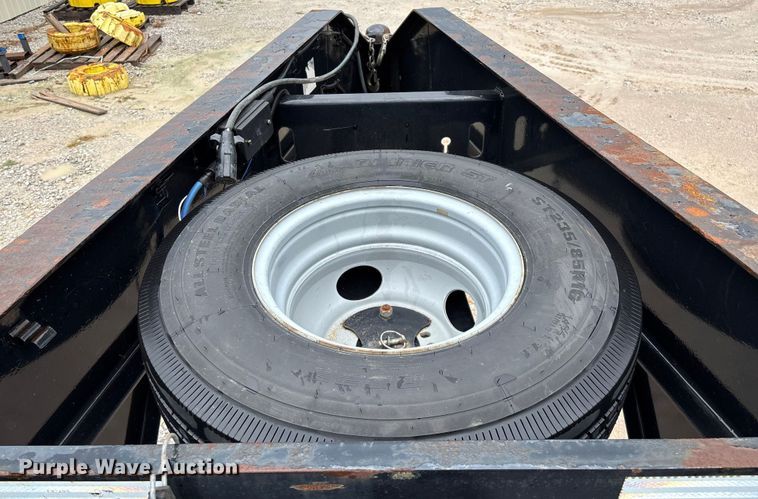 image for item EN5635 2022 Load Trail Low-Pro Gooseneck equipment trailer