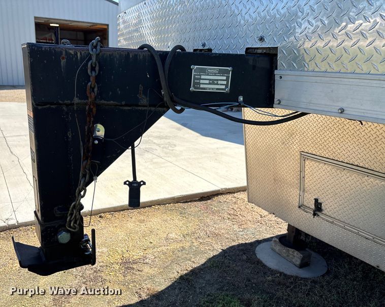 image for item EO1634 2002 Haulmark GRG85X28WT4 enclosed cargo trailer