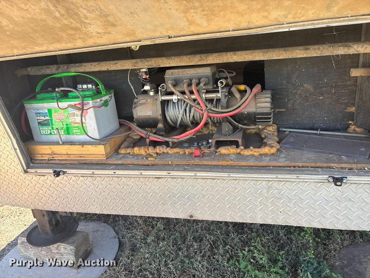 image for item EO1634 2002 Haulmark GRG85X28WT4 enclosed cargo trailer