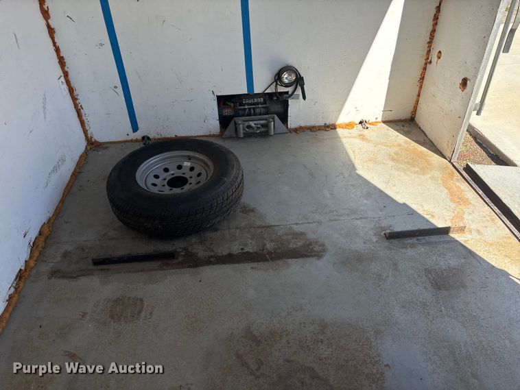 image for item EO1634 2002 Haulmark GRG85X28WT4 enclosed cargo trailer