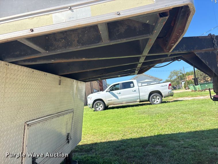 image for item EO1634 2002 Haulmark GRG85X28WT4 enclosed cargo trailer