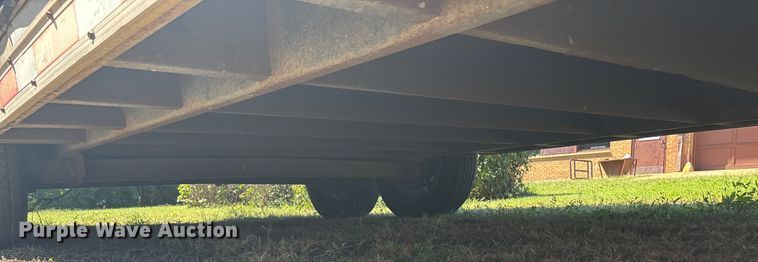 image for item EO1634 2002 Haulmark GRG85X28WT4 enclosed cargo trailer