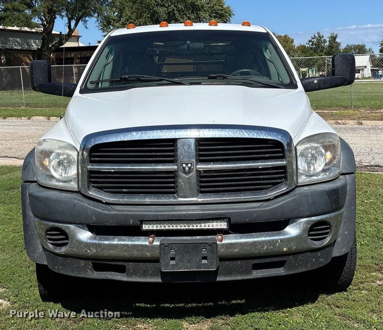 image for item EO1635 2009 Dodge Ram 4500HD Quad Cab flatbed truck