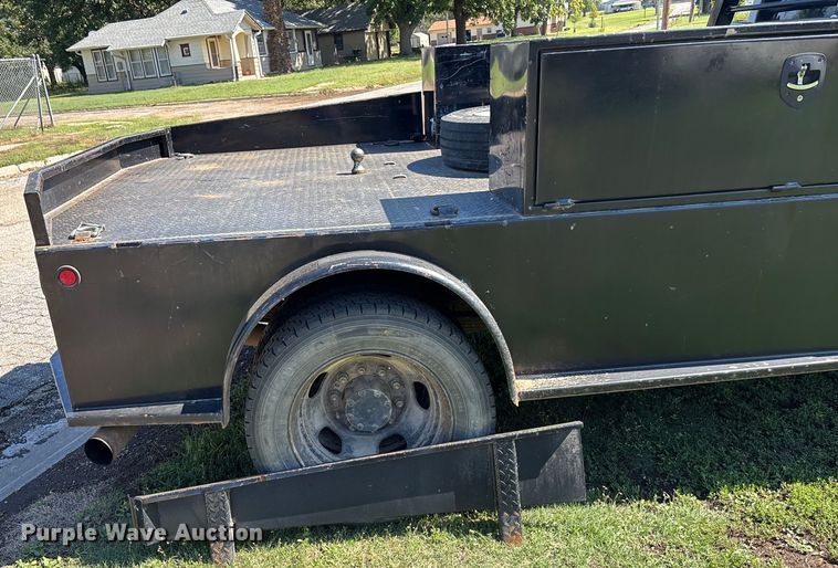 image for item EO1635 2009 Dodge Ram 4500HD Quad Cab flatbed truck