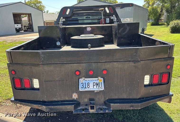 image for item EO1635 2009 Dodge Ram 4500HD Quad Cab flatbed truck