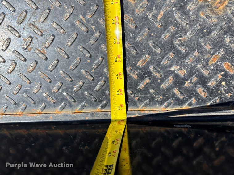 image for item EO1635 2009 Dodge Ram 4500HD Quad Cab flatbed truck