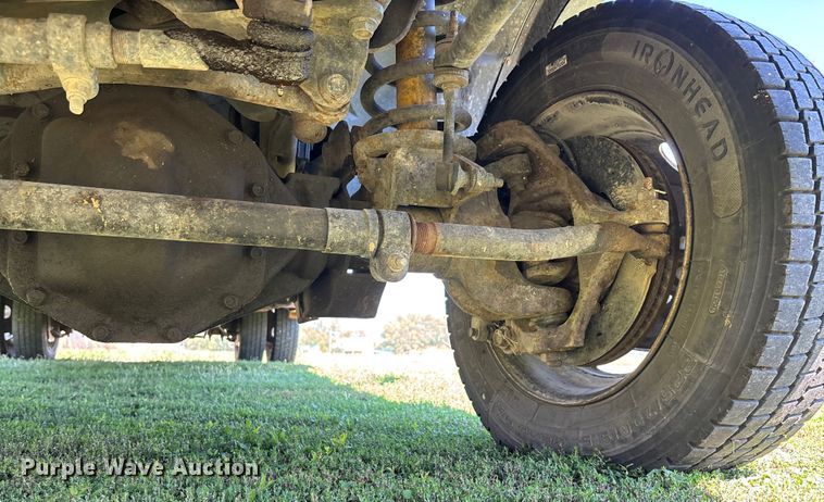 image for item EO1635 2009 Dodge Ram 4500HD Quad Cab flatbed truck