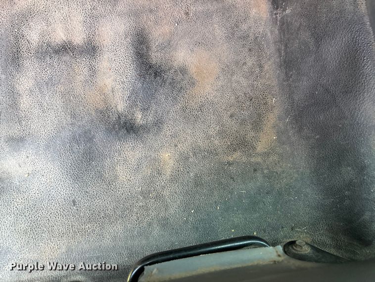 image for item EO1635 2009 Dodge Ram 4500HD Quad Cab flatbed truck