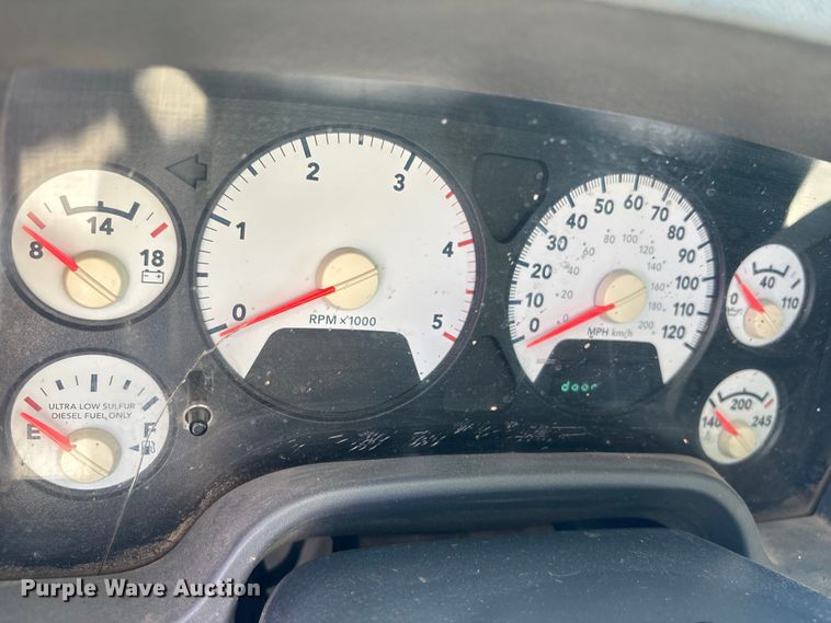 image for item EO1635 2009 Dodge Ram 4500HD Quad Cab flatbed truck