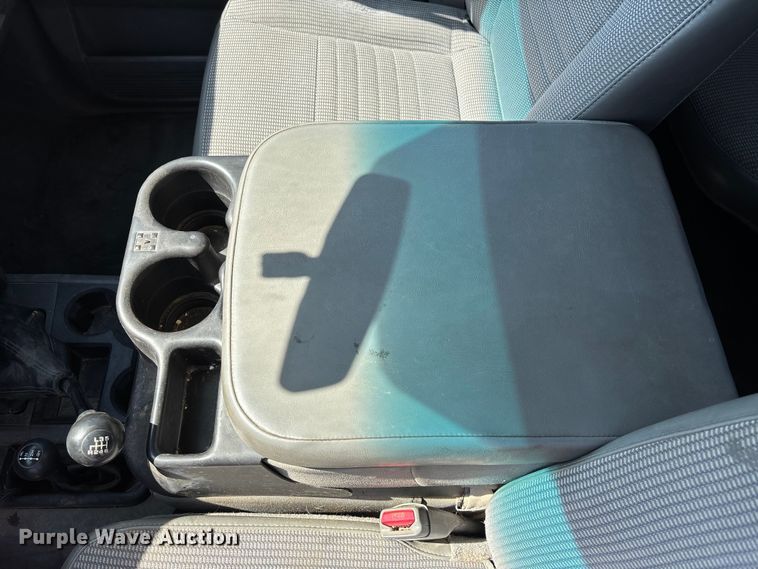 image for item EO1635 2009 Dodge Ram 4500HD Quad Cab flatbed truck