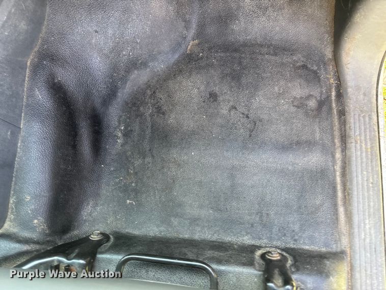 image for item EO1635 2009 Dodge Ram 4500HD Quad Cab flatbed truck