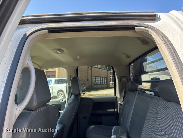 image for item EO1635 2009 Dodge Ram 4500HD Quad Cab flatbed truck