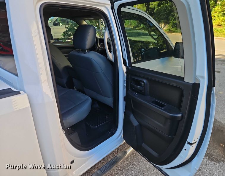 image for item EO4653 2019 Dodge Ram 1500 Quad Cab pickup truck