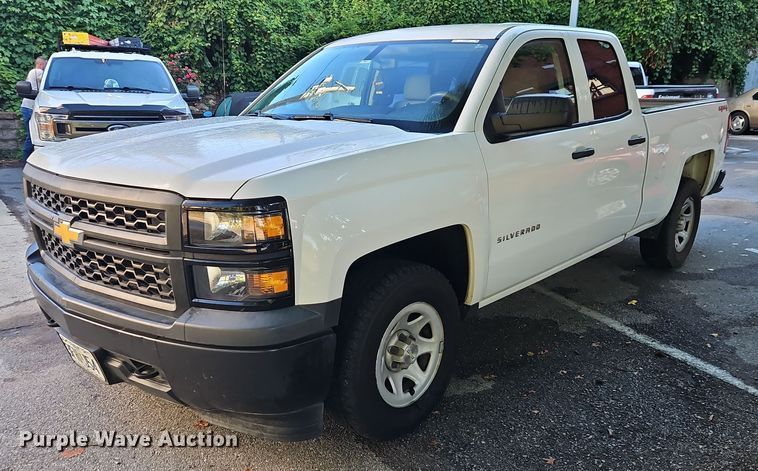 image for item EO4654 2014 Chevrolet Silverado 1500 Double Cab pickup truck