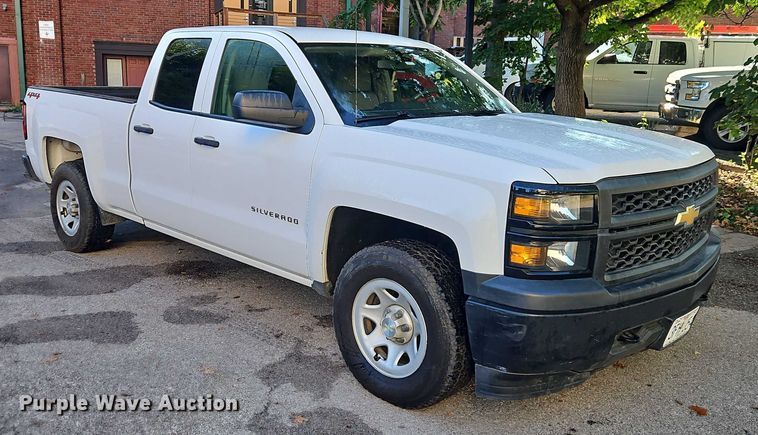 image for item EO4654 2014 Chevrolet Silverado 1500 Double Cab pickup truck