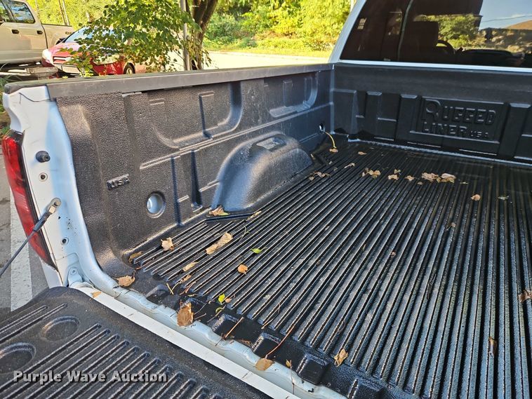 image for item EO4654 2014 Chevrolet Silverado 1500 Double Cab pickup truck