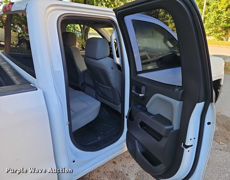 image for item EO4654 2014 Chevrolet Silverado 1500 Double Cab pickup truck