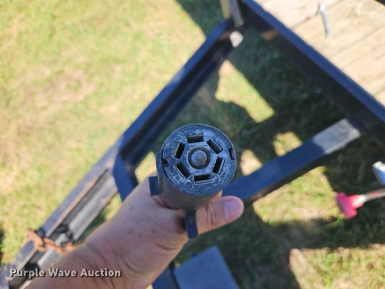 image for item EO4655 2019 Sure-Trac ST8214TAT-B-070 utility trailer