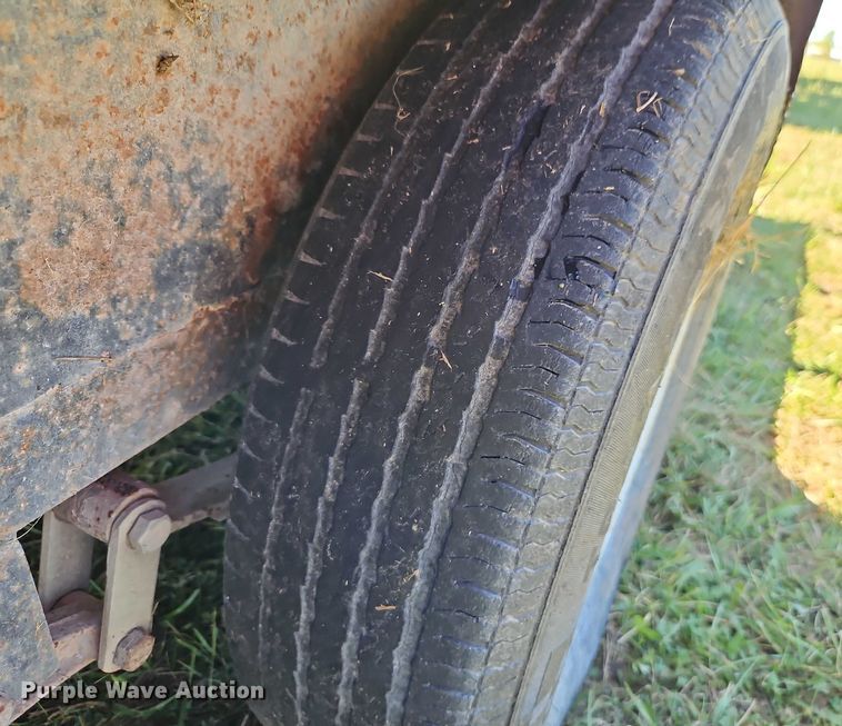 image for item EO4655 2019 Sure-Trac ST8214TAT-B-070 utility trailer