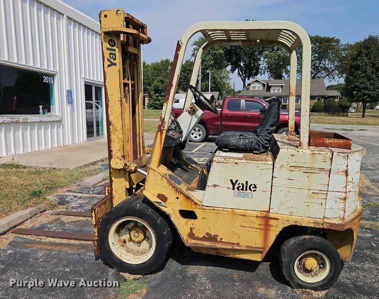 image for item EO4664 Yale GP 050 forklift