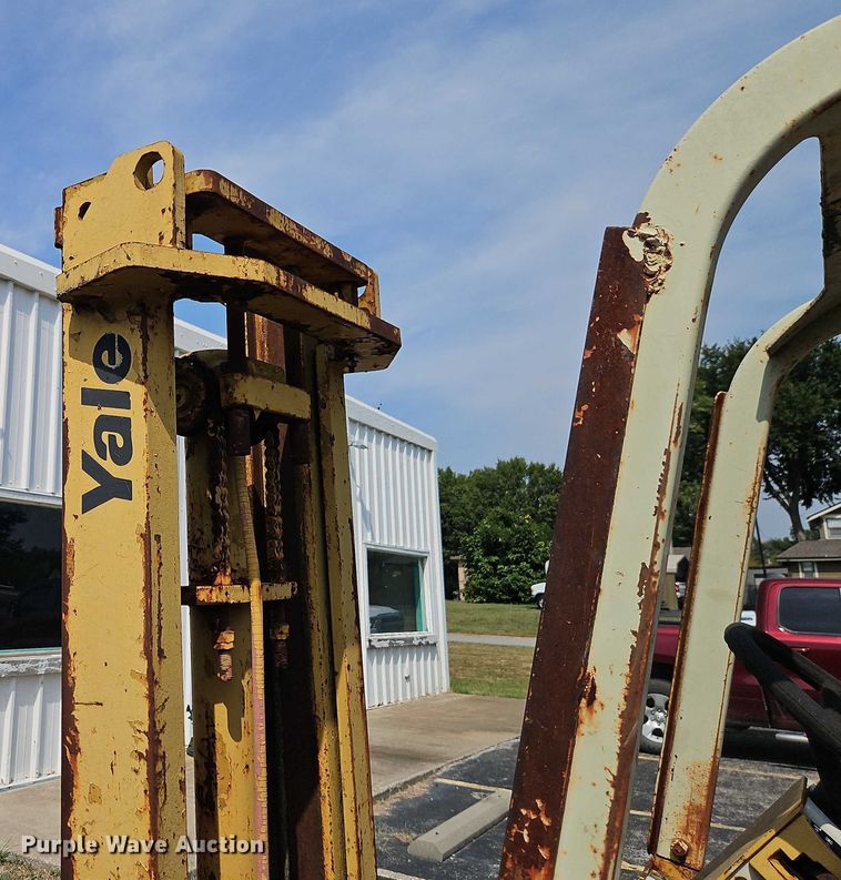 image for item EO4664 Yale GP 050 forklift