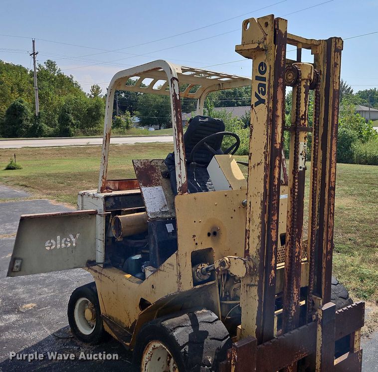 image for item EO4664 Yale GP 050 forklift