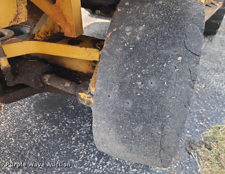 image for item EO4664 Yale GP 050 forklift