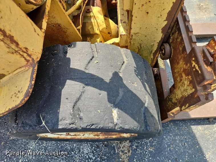 image for item EO4664 Yale GP 050 forklift