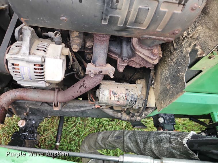 image for item EO4686 1990 John Deere 855 MFWD tractor