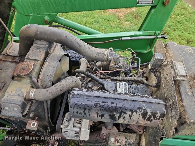 image for item EO4686 1990 John Deere 855 MFWD tractor