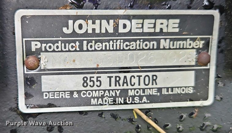 image for item EO4686 1990 John Deere 855 MFWD tractor