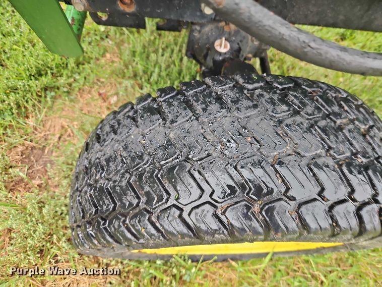 image for item EO4686 1990 John Deere 855 MFWD tractor